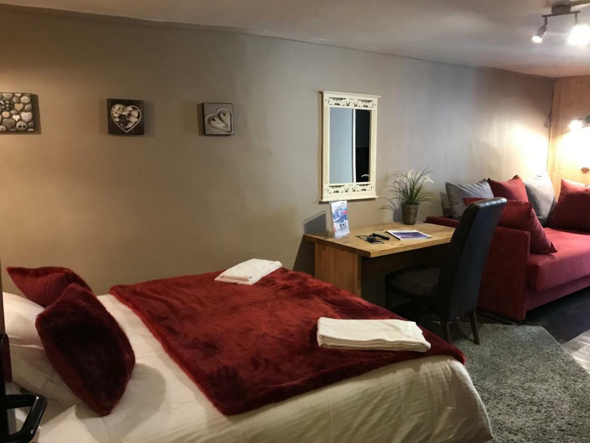 Auberge De La Paix บรีอองซง ภายนอก รูปภาพ